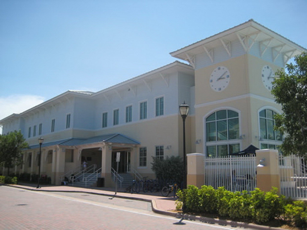 Community Center KB Jaime Millan Flickr