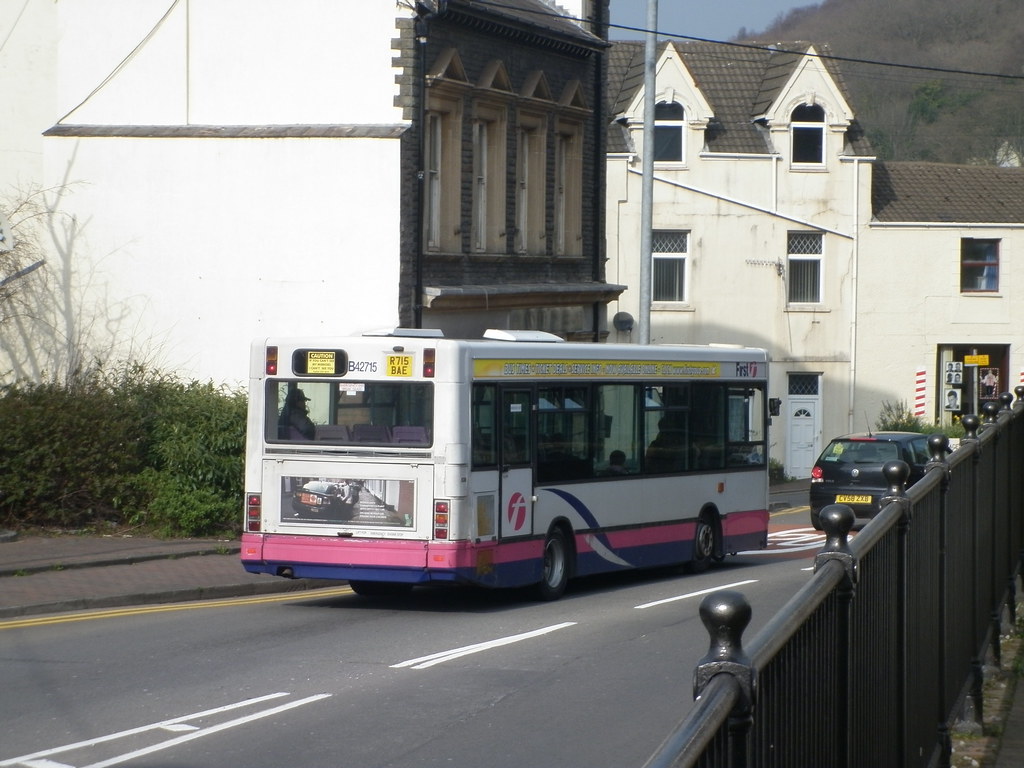 42715 R715BAE Neath Road, Briton Ferry, Neath 22 Mar… Flickr