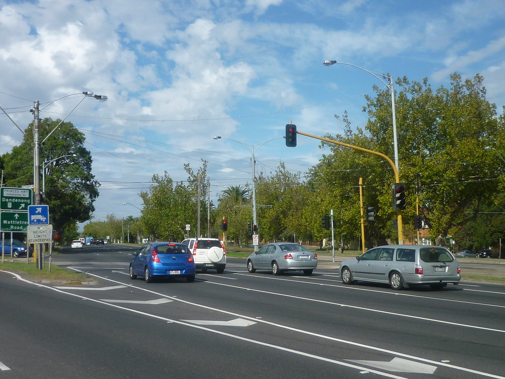 Eagle and ATS/Aldridge Traffic Signals Dandenong Road an… Flickr
