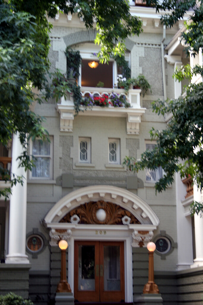 Nob Hill, Portland, Oregon Jake Slagle Flickr