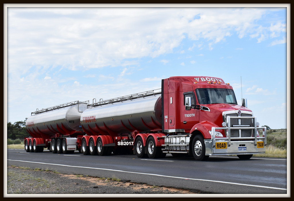 Booth Kenworth T610 Road Train photo taken westbound on th… Flickr