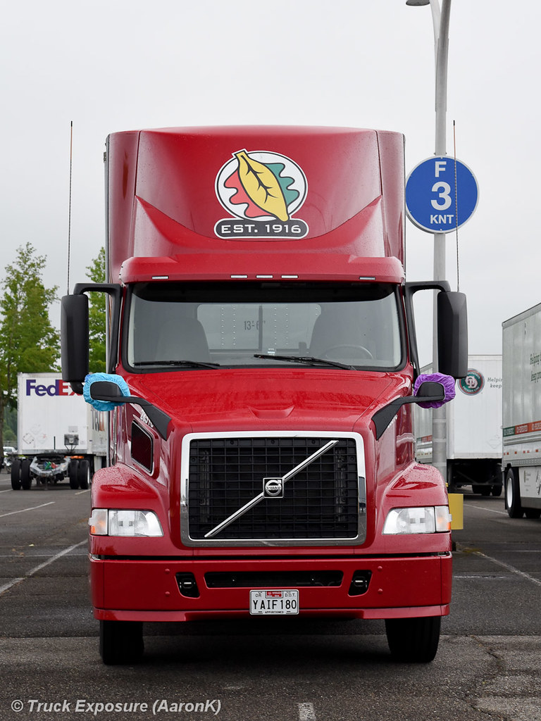 Oak Harbor Freight Lines Volvo VNM 2016 Washington State T… Flickr