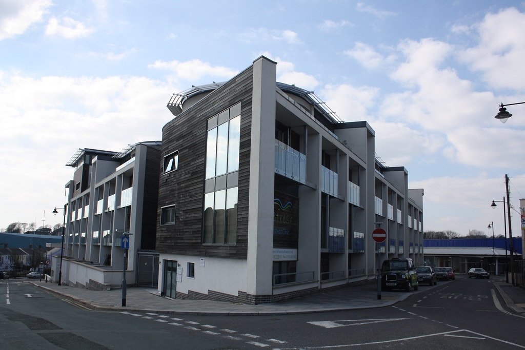 Millbay Road One of many newer buildings in the Millbay ar… Flickr