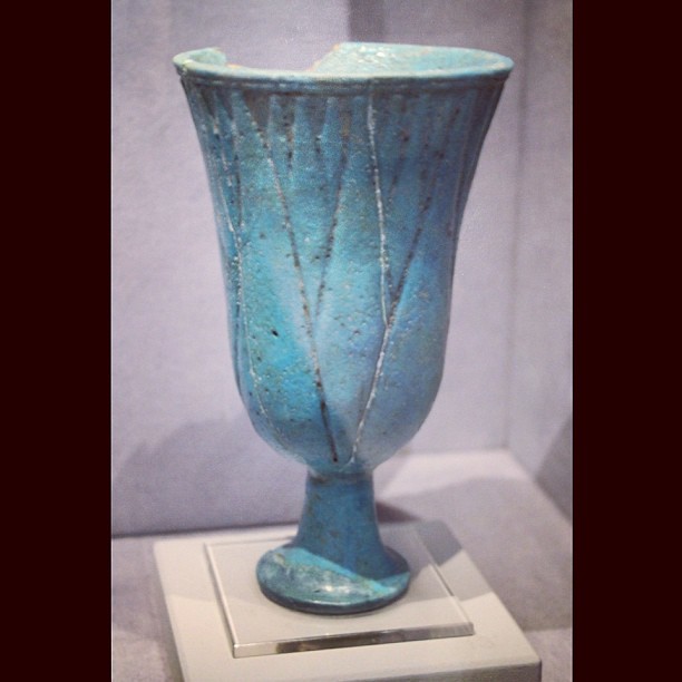 Lotus Chalice (18th Dynasty) Lotoskelch Die Lotoskelche bi… Flickr