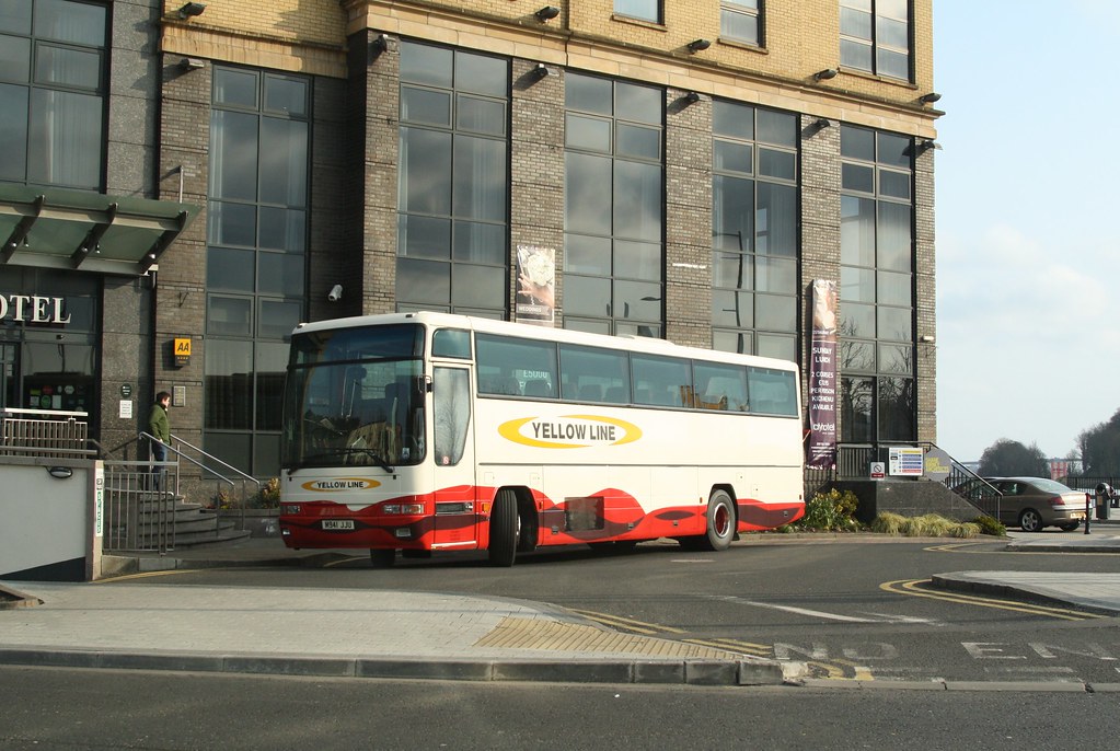 M 941 JJU Yellowline of Warrenpoint at the Hotel in Derry.… Paul