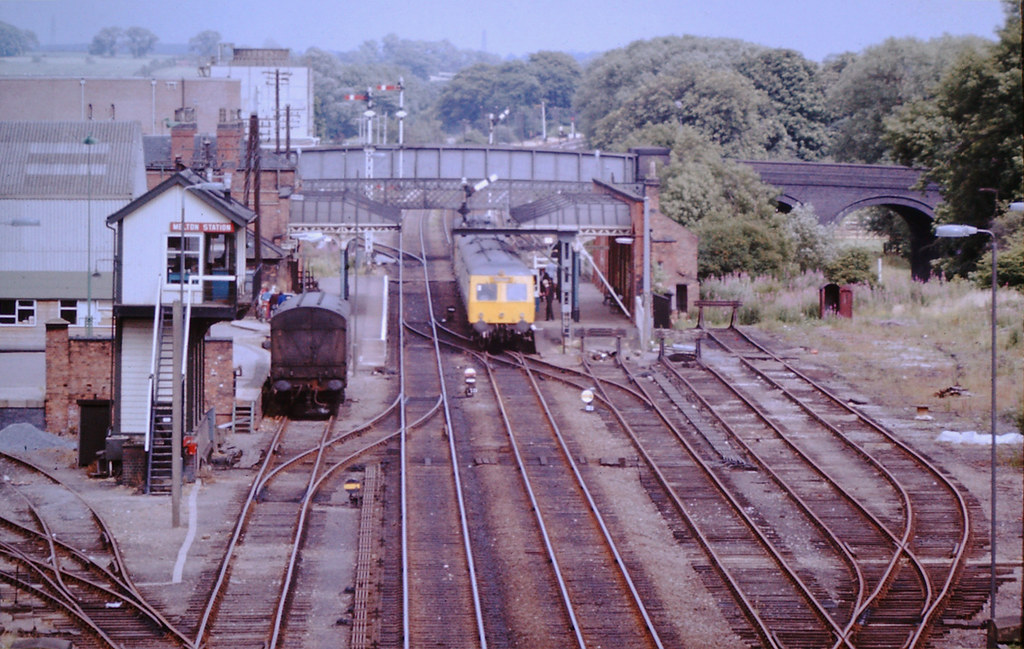 Melton Mowbray Seen from Dalby Road bridge a DMU calls at … Flickr