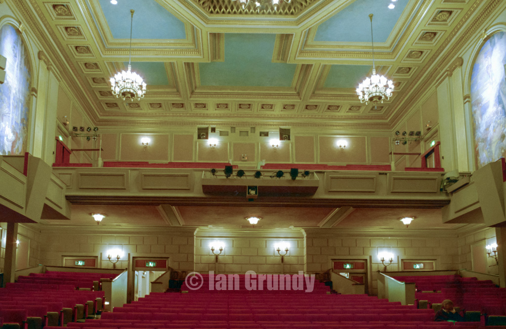 00 SF Herbst 27 San Francisco War Memorial Herbst Theater.… Flickr