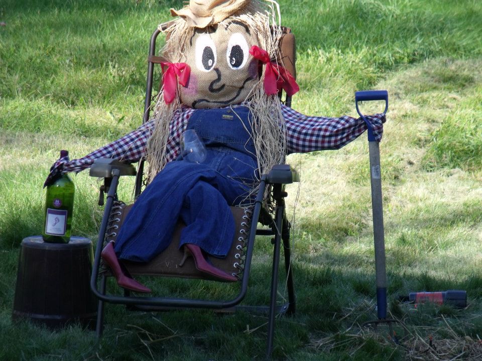 554334_234348600001856_2031108933_n Chester NH Scarecrows … Flickr