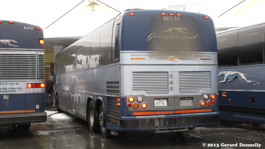 Greyhound 86033 Location White River Junction (VT USA)… Gerard