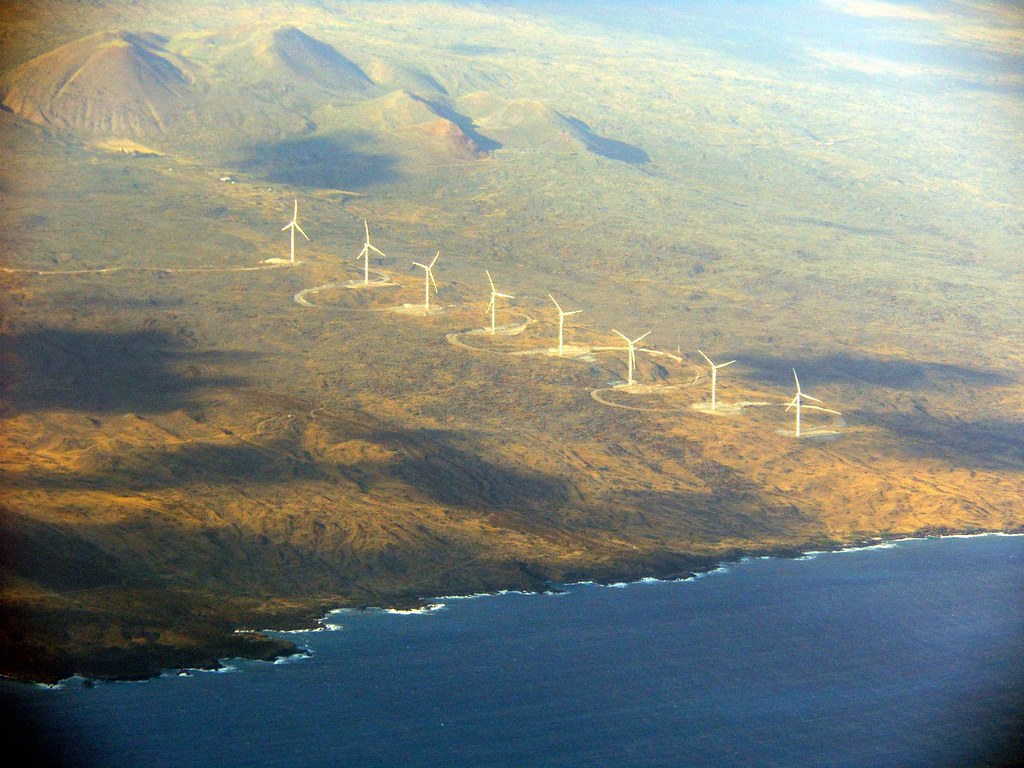 Maui wind energy Part of the windmills on Maui that help p… Flickr