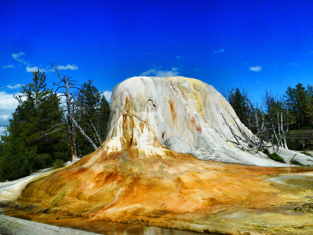 "Orange Spring Mouth" Yellowstone NP Katharina Flickr