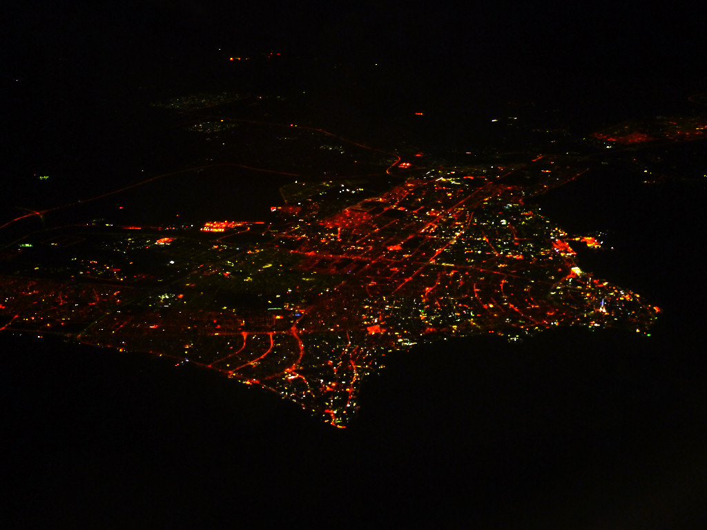 Kuwait from the air, at midnight ogugeo Flickr