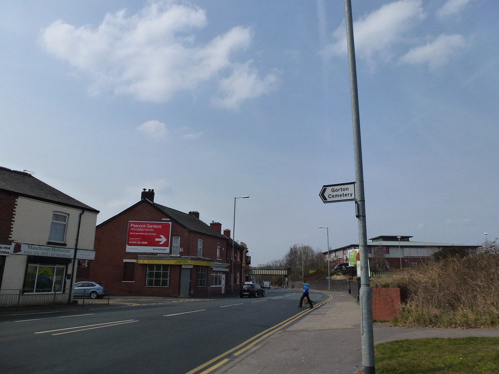 Hyde Road, Gorton Taken this afternoon (Monday 8th April) Firing up