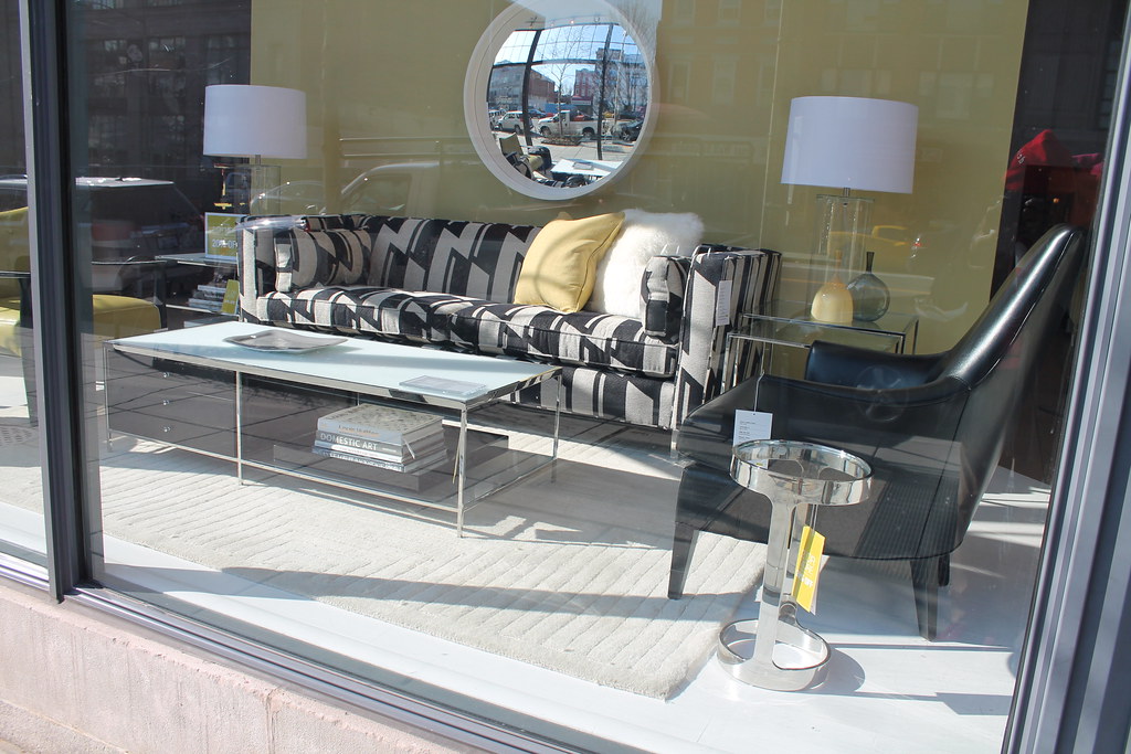 04.MGBW.1526.14thStreet.NW.WDC.6February2013 Windows / Log… Flickr