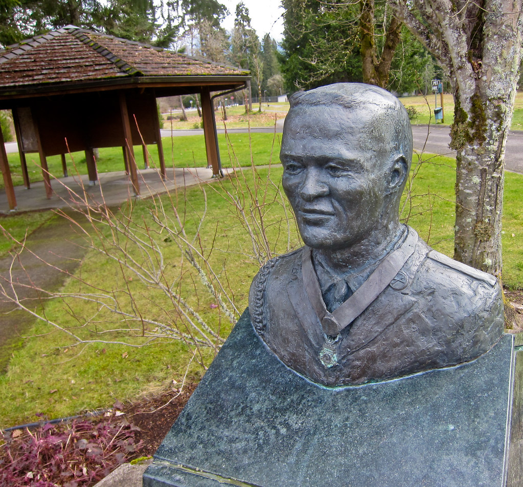 Greenwaters Park, Oakridge, Oregon Be careful driving thro… Flickr