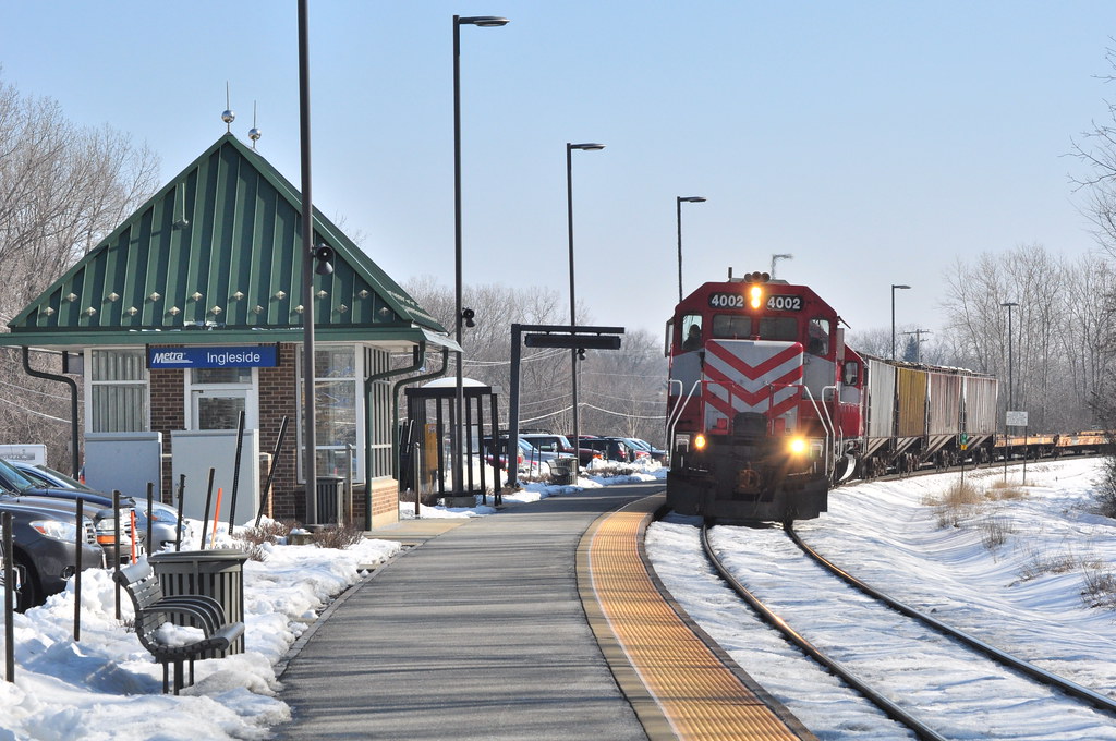 Wisconsin & Southern SD40's at Ingleside IL station Flickr