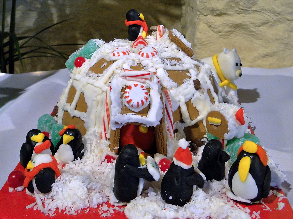 Gingerbread Igloo Franklin Park Conservatory in Columbus, … Flickr