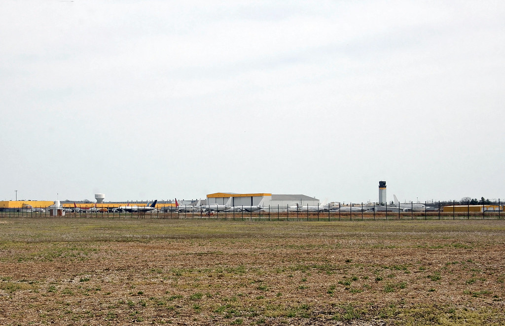 Wilmington, OH Airborne Airpark (ILN KILN) This very s… Flickr