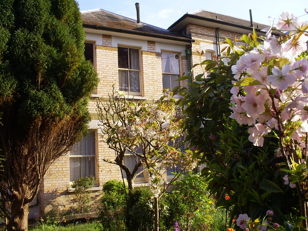 Denewood, 55 Alum Chine Road, Westbourne, Bournemouth, Dor… Flickr