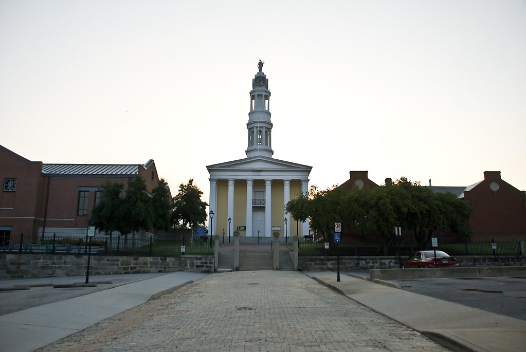 Petersburg Court House, VA Ron Zanoni Flickr