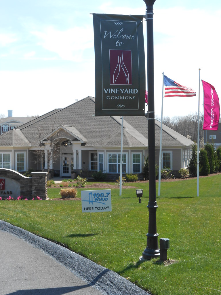 Kacey Vineyard Commons Highland (4/27/13) Flickr