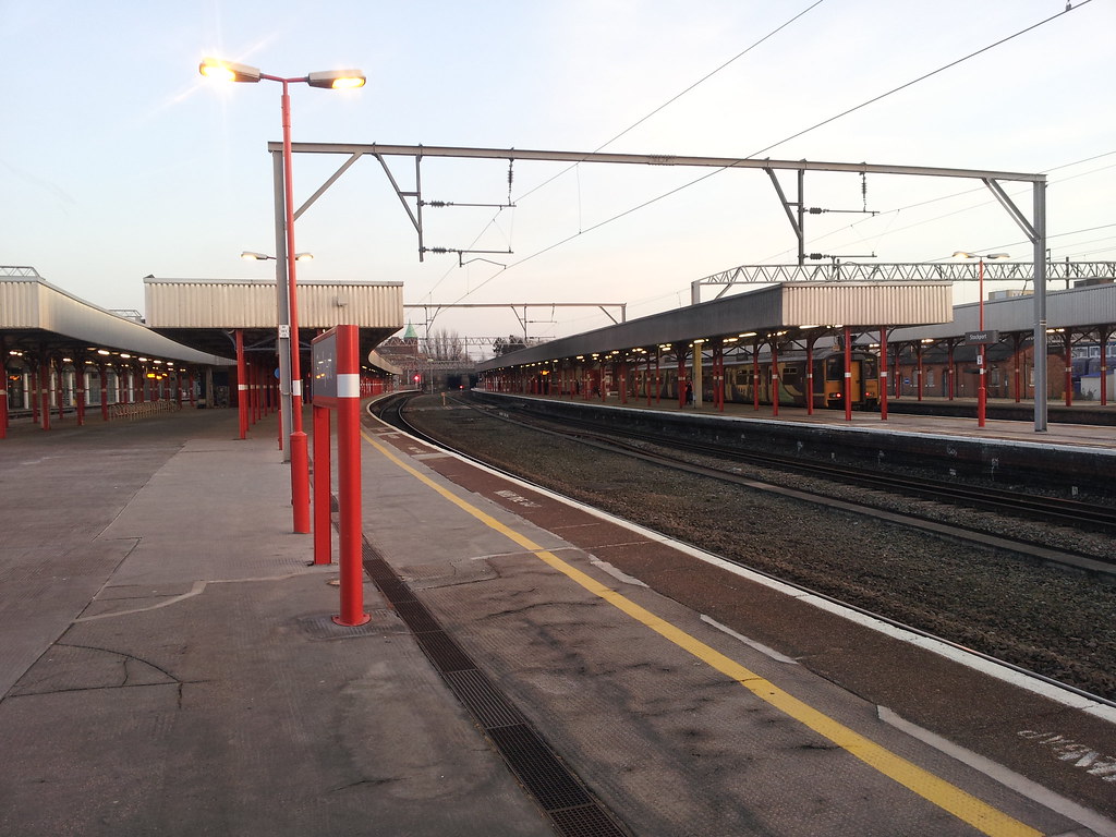stockport train station 06/04/13 stockport station at suns… Flickr