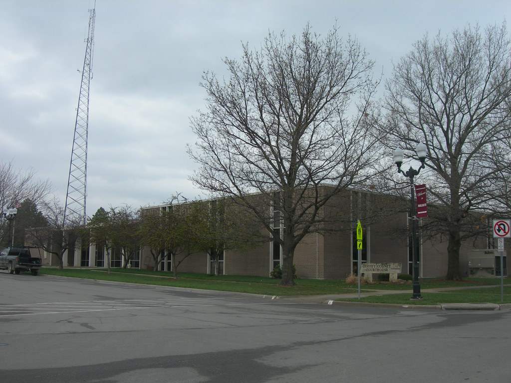 Coffey County Courthouse Burlington, Kansas Completed in 1… Flickr