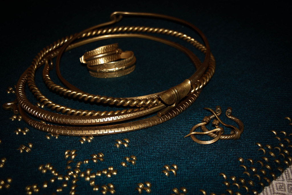 Latgalian_treasures_3 Women bronze neck rings, brooches, b… Flickr