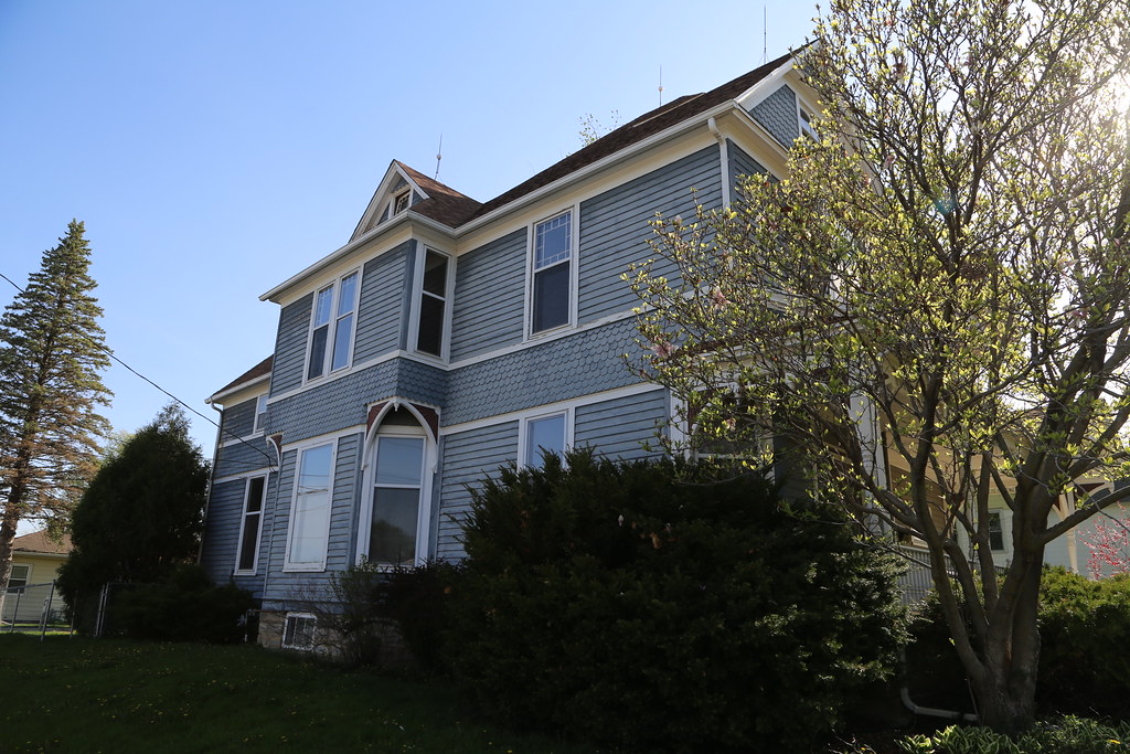 Grundy Center Iowa, Grundy County IA F. Barber arch… Flickr