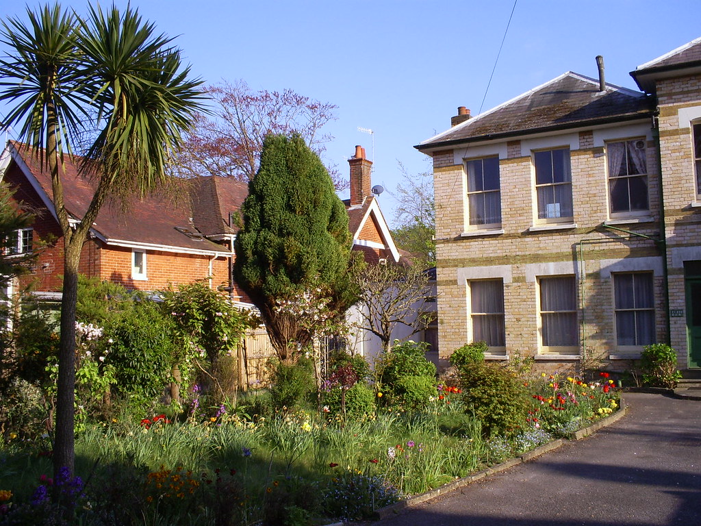 Denewood, 55 Alum Chine Road, Westbourne, Bournemouth, Dor… Flickr