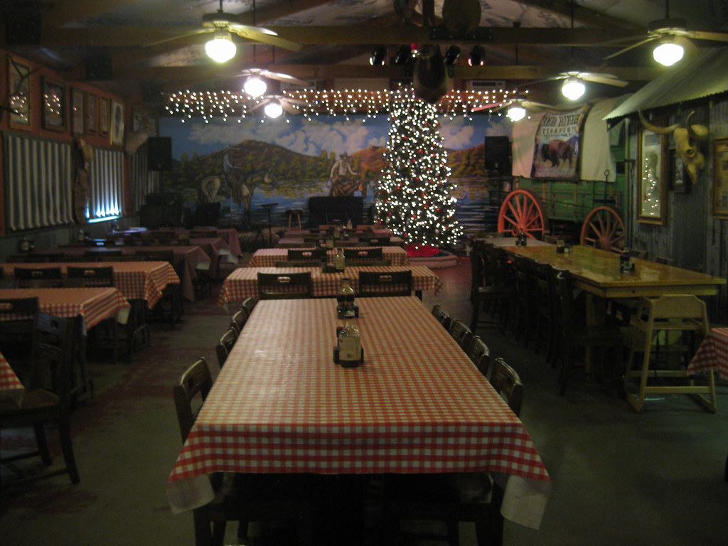 Tables set for Christmas Red River Steak House, McLean, Te… Flickr