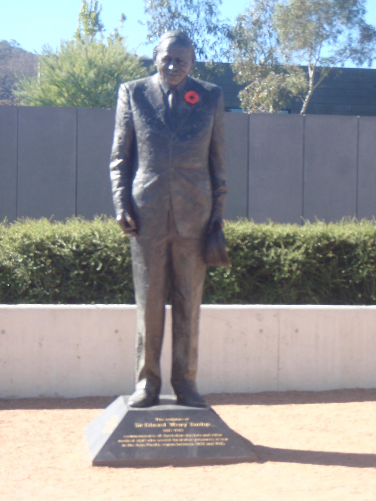 statue of weary dunlop anzac day, canberra, 2013 Flickr