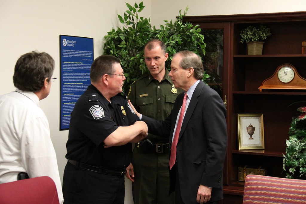 Tom FLETC in Artesia Sen. Tom Udall (DNM) attends a mee… Flickr