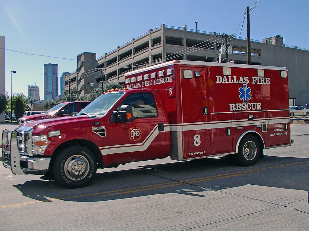 Dallas FireRescue_3775 Dallas FireRescue EMS Operations … Flickr