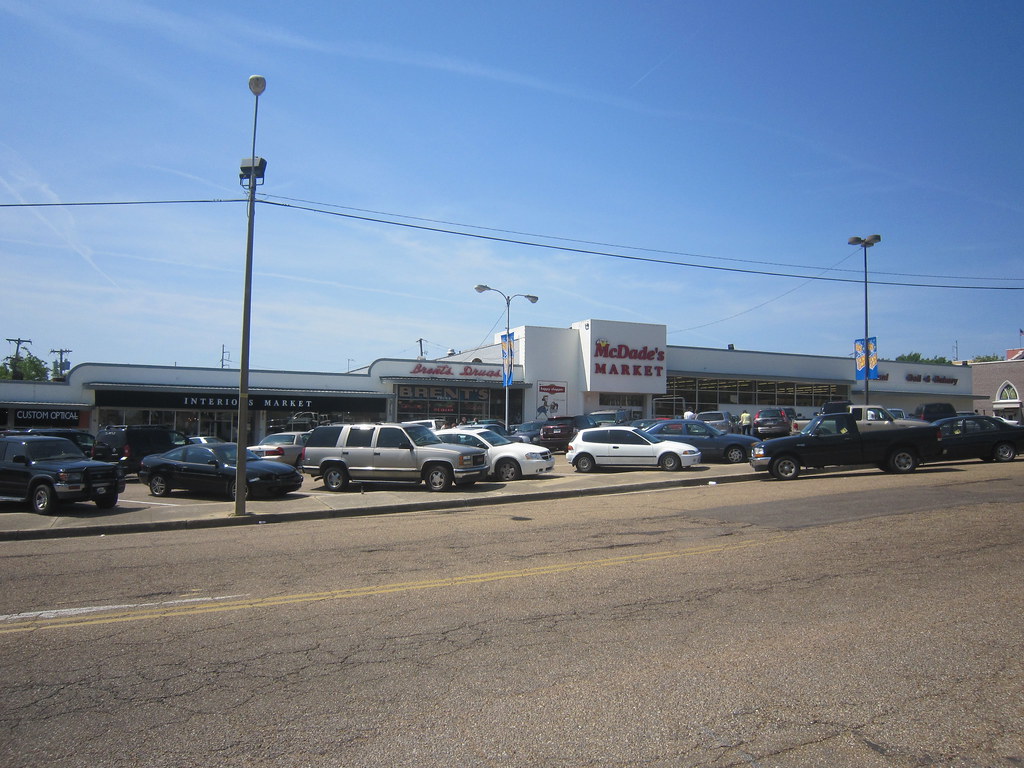 Fondren.Woodland Hills Shopping Center JuralMS Flickr
