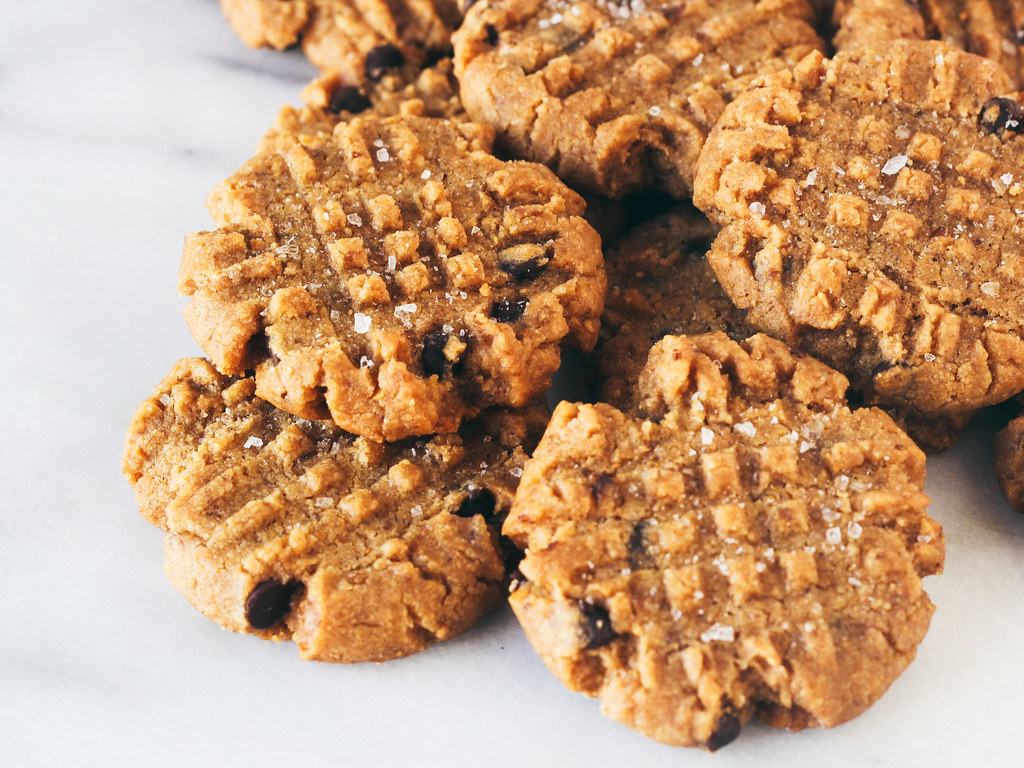 Salted chocolatepretzel peanut butter cookies Recipe on O… Flickr