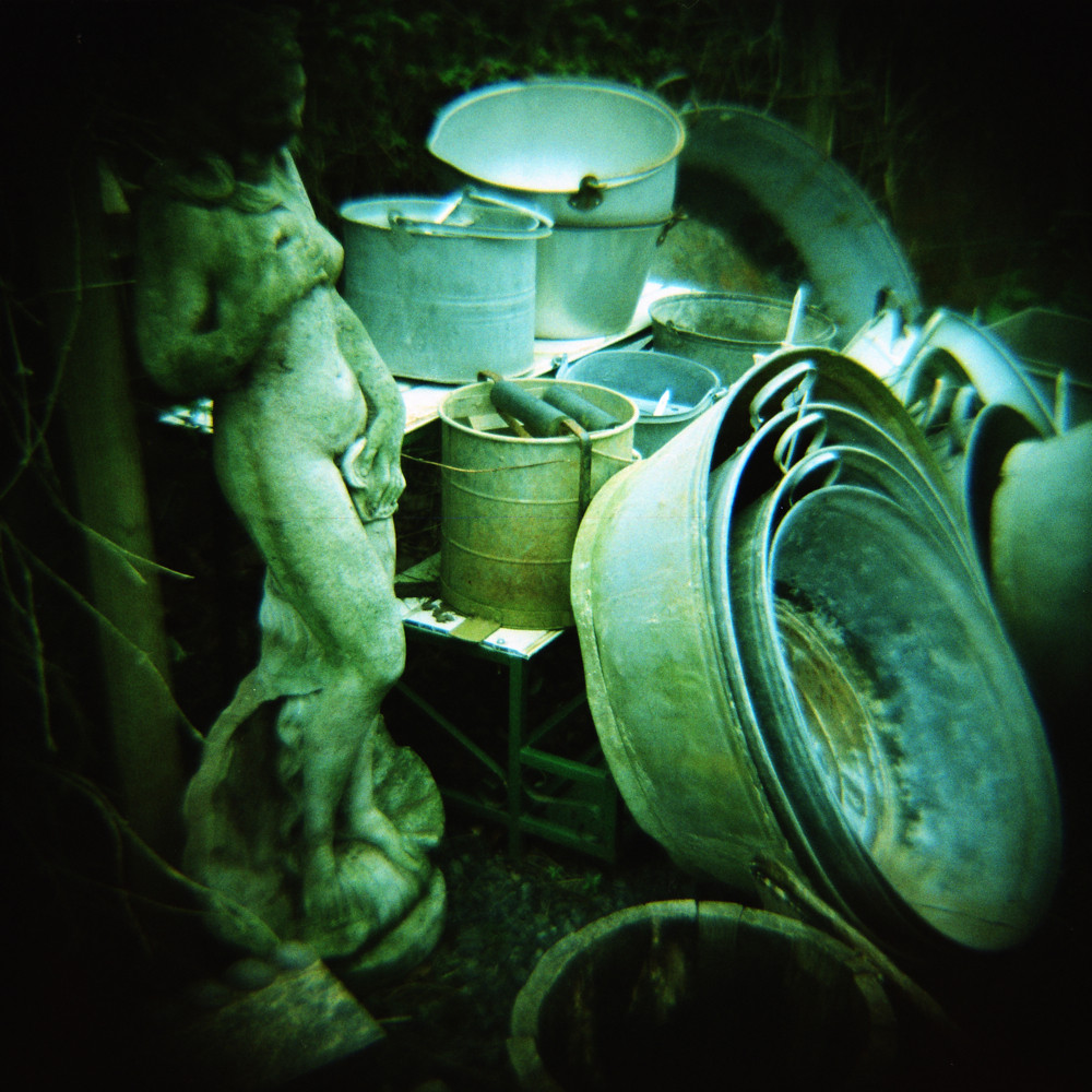 Reclamation 2 The "Salvaged" reclamation yard at Burford … Flickr