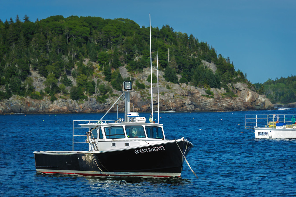 Lobster Boat in Bar Harbor, Maine Bar Harbor is a town on … Flickr
