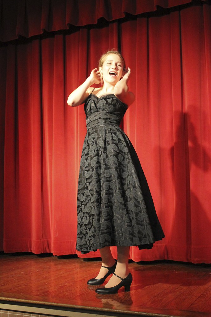 Guys and Dolls Dress Rehearsal II The show is getting clos… Flickr