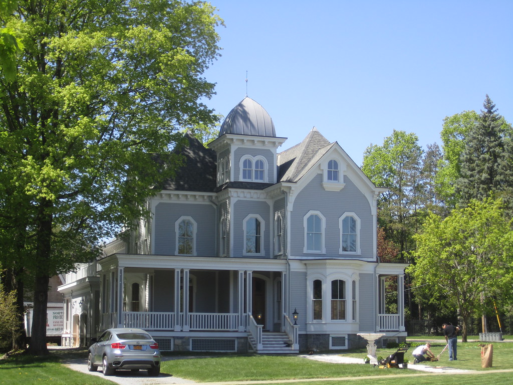 North Broadway, Saratoga Springs NY Flickr