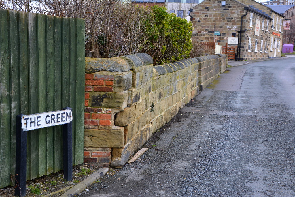 The Green, Seacroft The Green, Seacroft. The oldest remain… Flickr