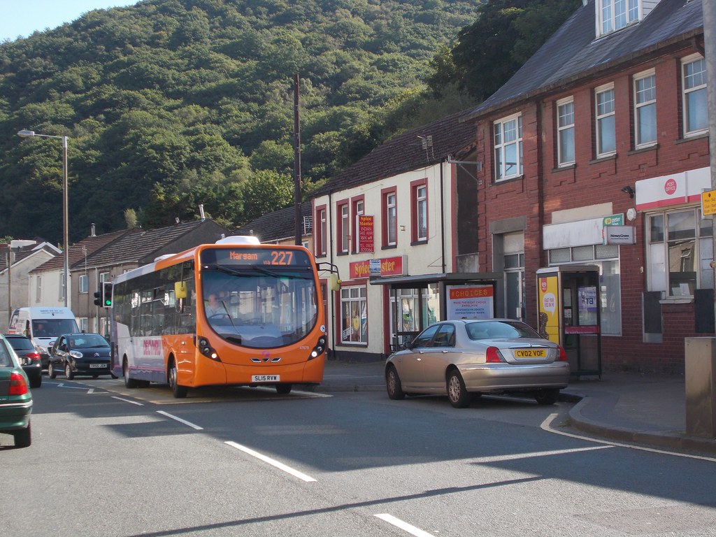 47679 SL15RVW Neath Road, Briton Ferry, Neath 17 Aug… Flickr