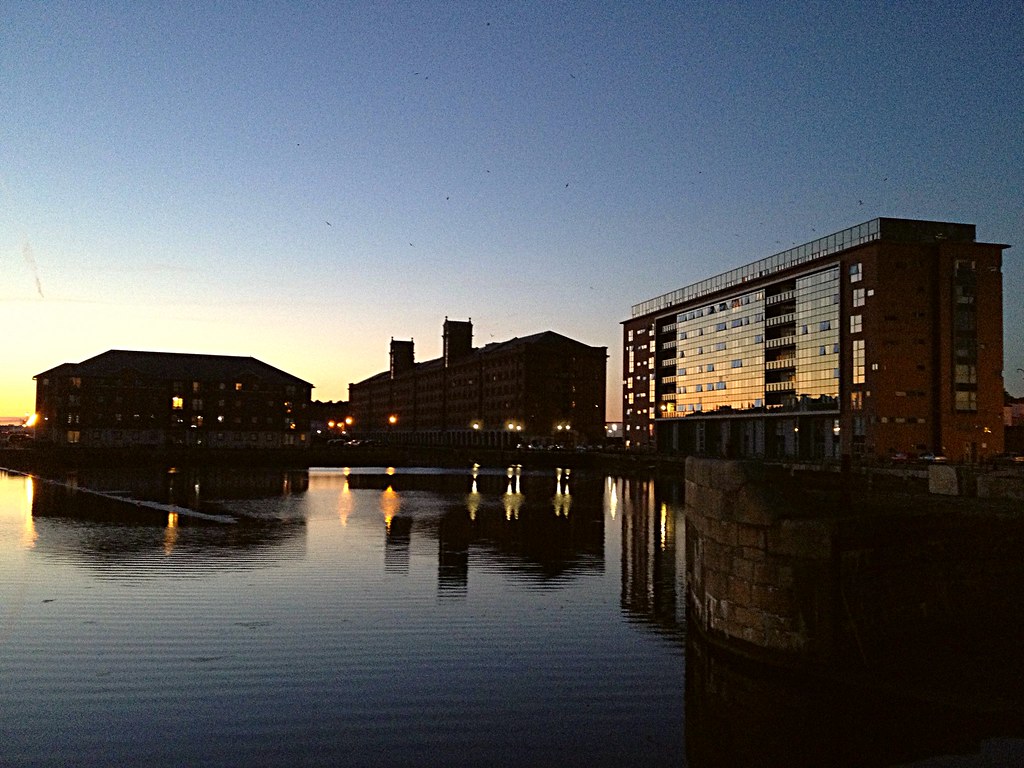 Waterloo Dock and Waterside Apartments Taken from Princes … Flickr