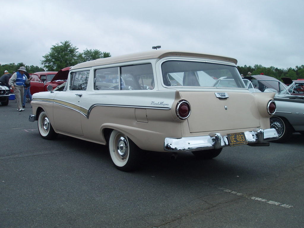 Mooresville, NC Ford Show This was one of my favorite cars… Flickr
