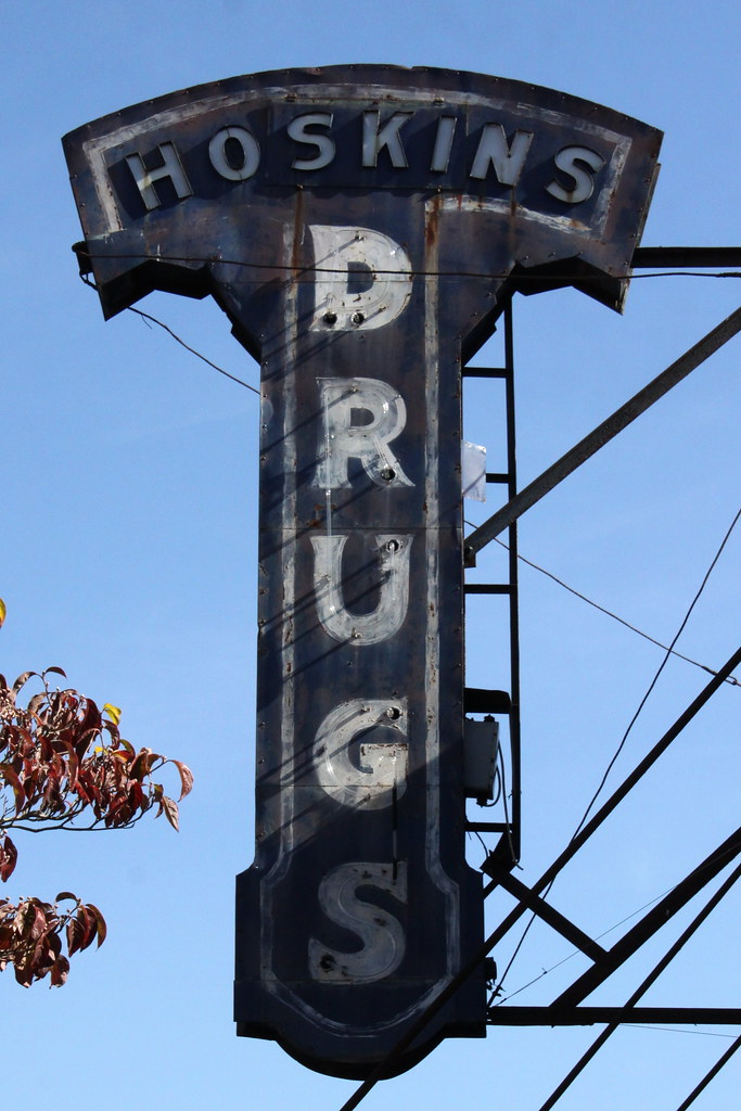 Hoskins Drugs Clinton, TN Hoskins Drug Store must have h… Flickr