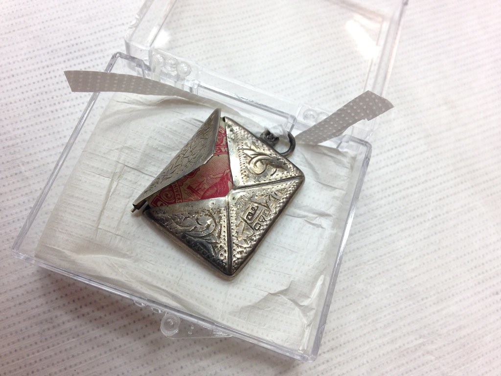 Stirling silver postage stamp holder & 2 stamps This is ad… Flickr