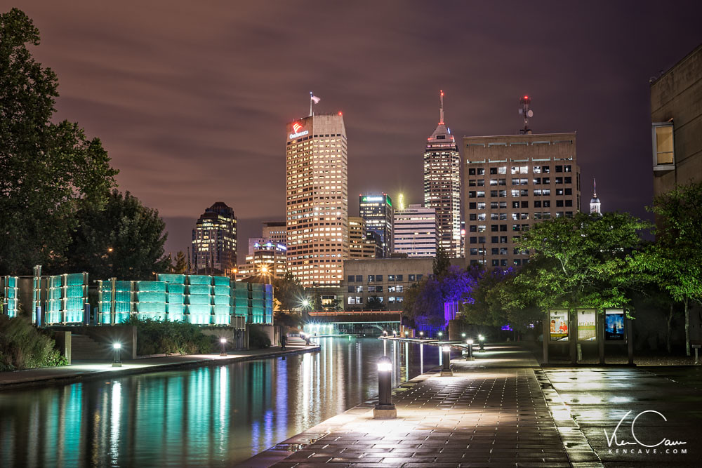 Indianapolis skyline The Indianapolis Skyline on a rainy e… Flickr