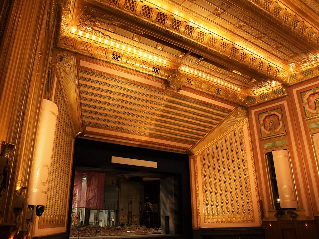 Lyric Opera of Chicago The Lyric Opera of Chicago has its … Flickr