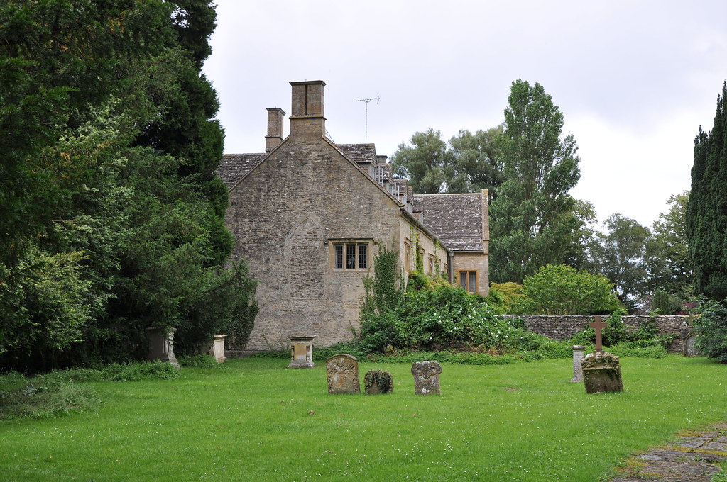 ShiptonunderWychwood347 St Mary Prebendal House Flickr