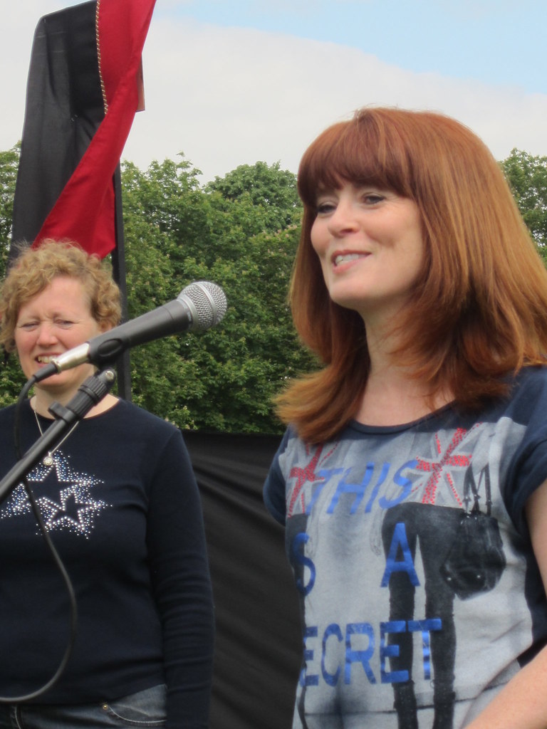 Joanne Malin at the opening of Alvechurch Jubilee Picnic i… Flickr